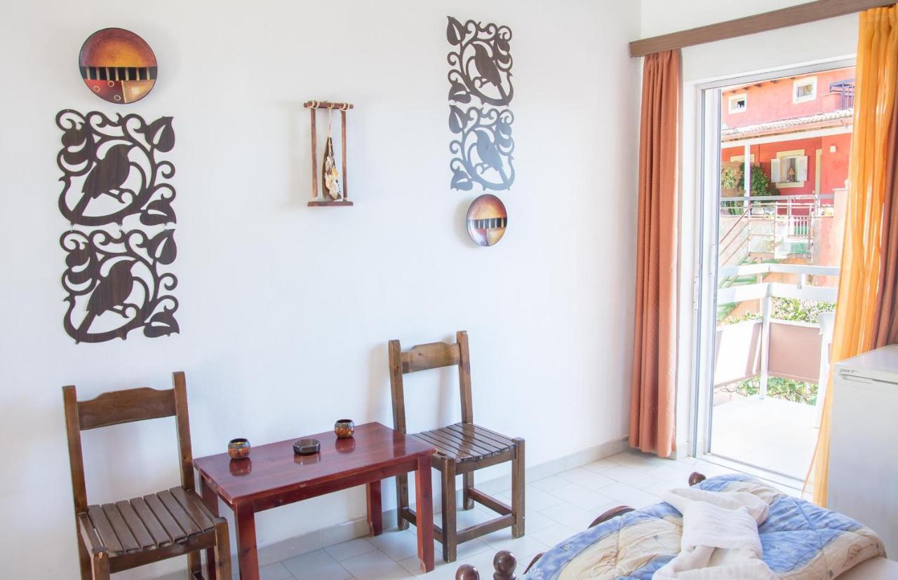 Sunlight Hotel Benitses  Bagian luar foto