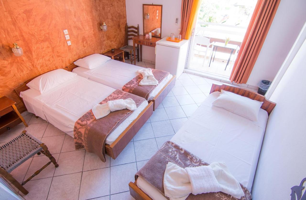 Sunlight Hotel Benitses  Bagian luar foto