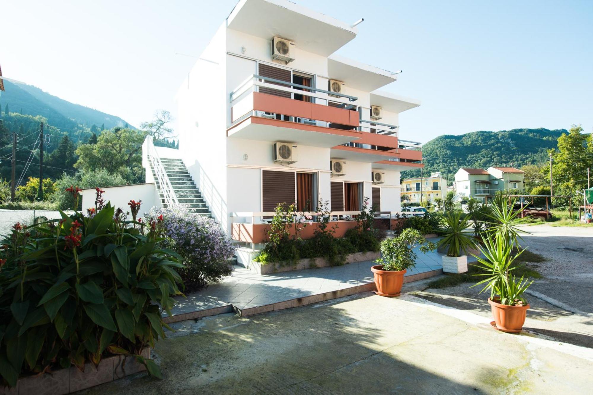 Sunlight Hotel Benitses  Bagian luar foto